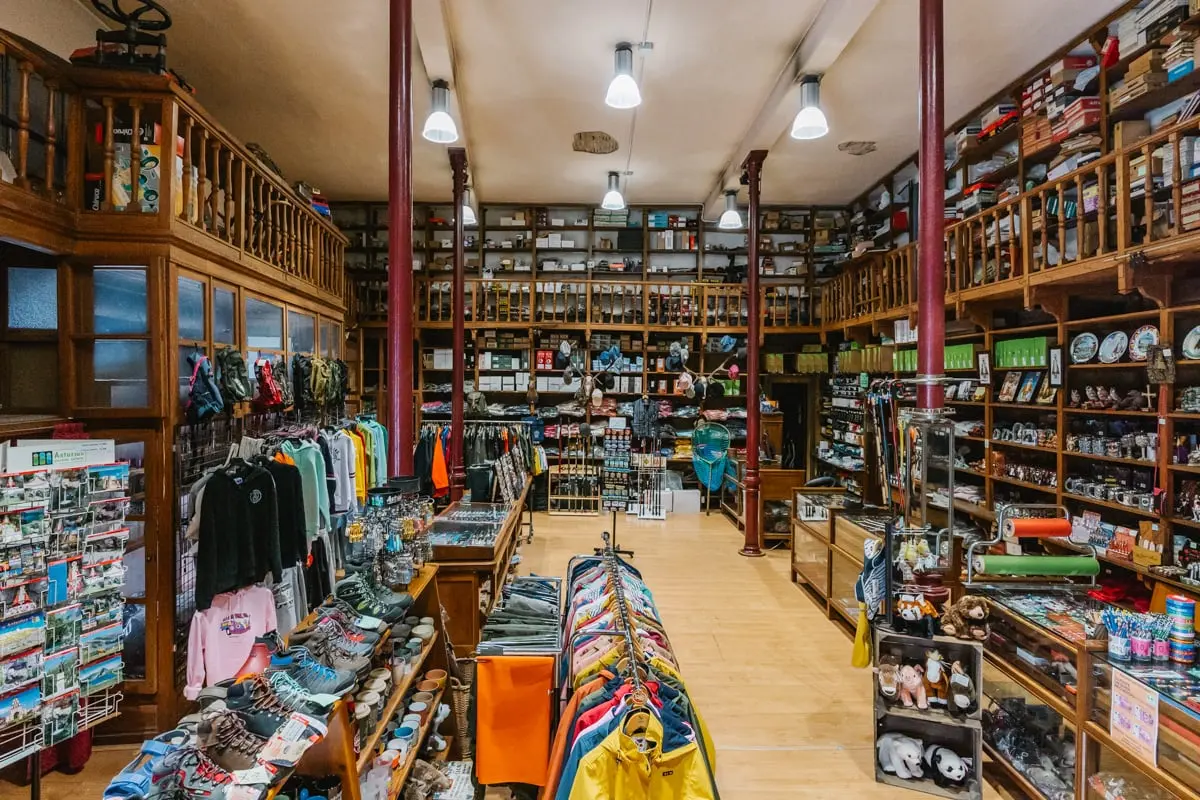 Tienda de caza y pesca en cangas de Onís